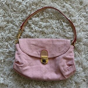 Pink shoulder bag